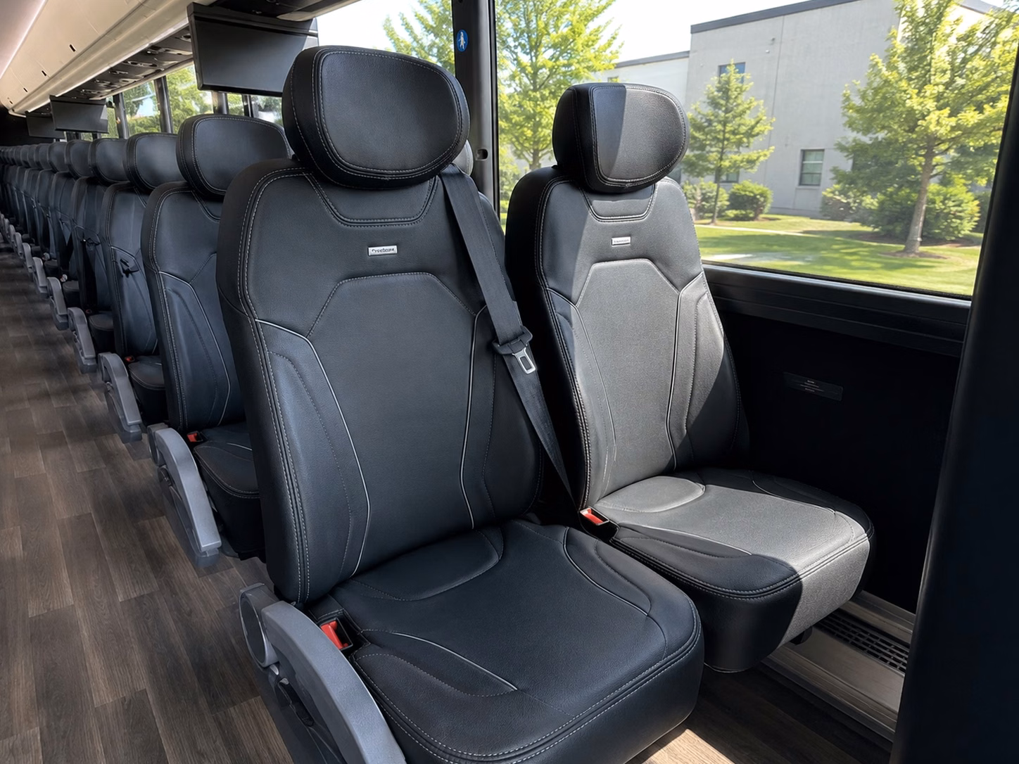 guest shuttle buses for boise wedding receptions