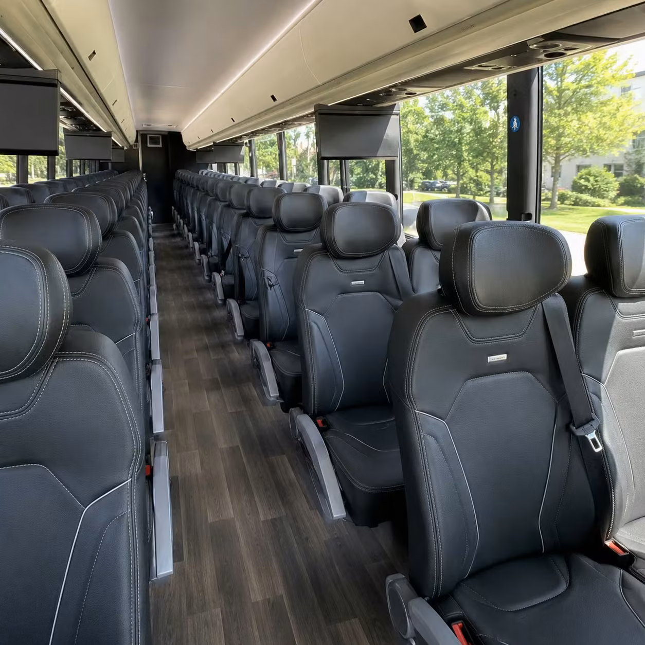 long distance charter buses for boise sports teams and fan groups headed out of state