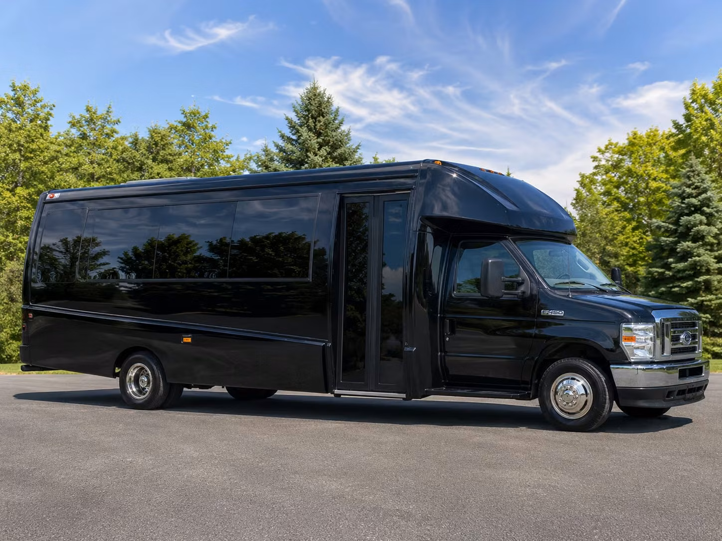 minibus rentals for boise history and culture field trips